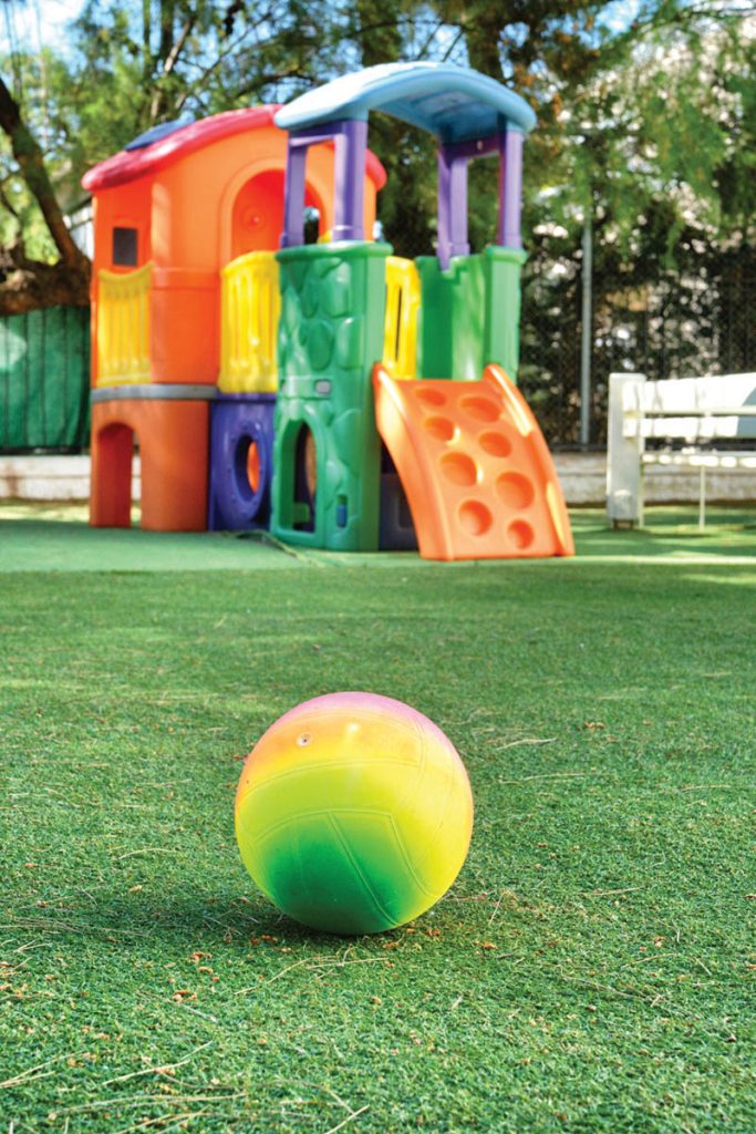 Παιδικός σταθμός και νηπιαγωγείο - "Το σπίτι των μικρών" - Άλιμος