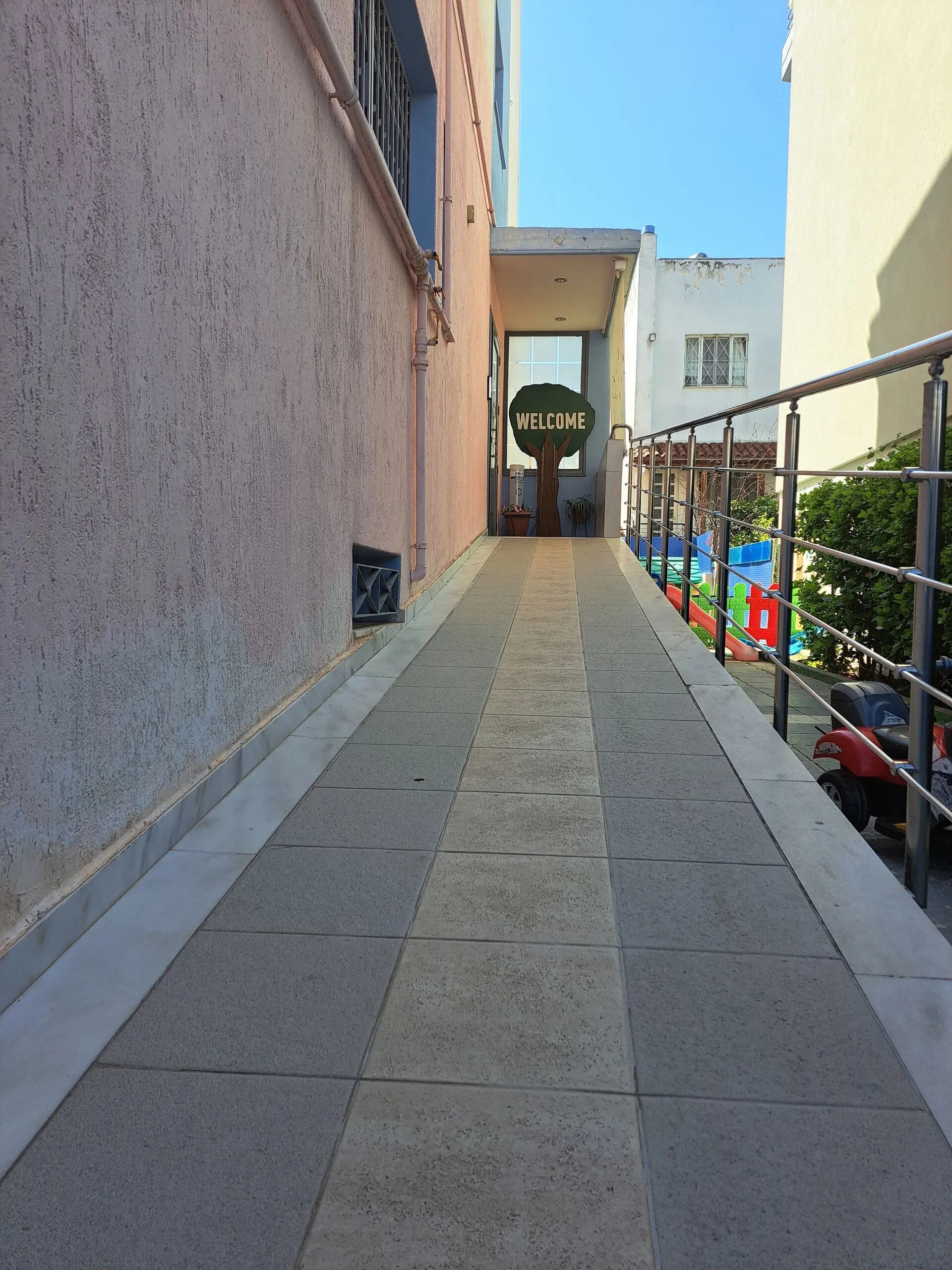 Πρότυπος Βρεφονηπιακός Σταθμός "Play - Town" - Βριλήσσια