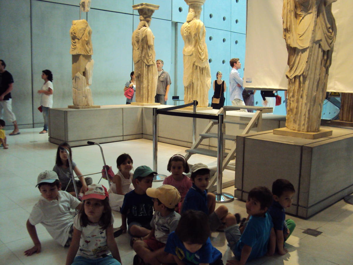 Παιδικός σταθμός και νηπιαγωγείο - Χαμόγελο - Βριλήσσια