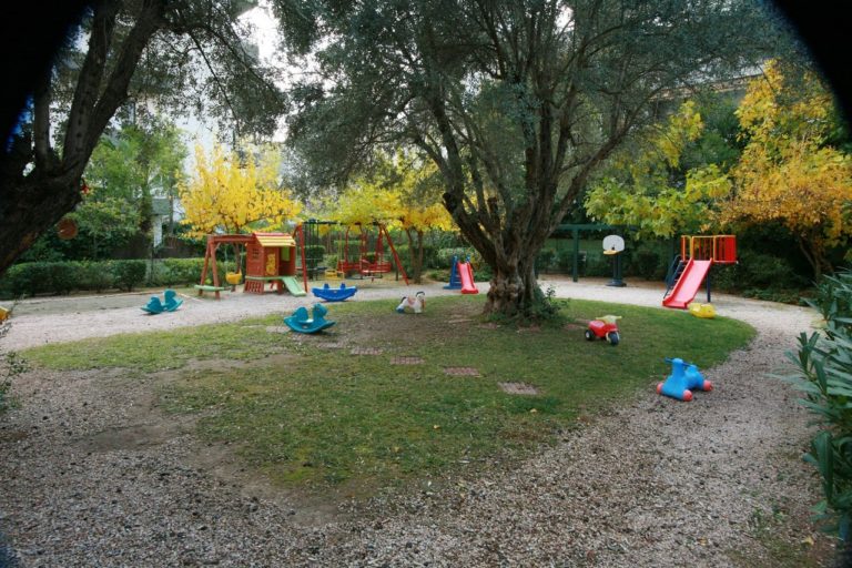 Παιδικός σταθμός και νηπιαγωγείο - "Πιτσιρικούπολη" - Χαλάνδρι