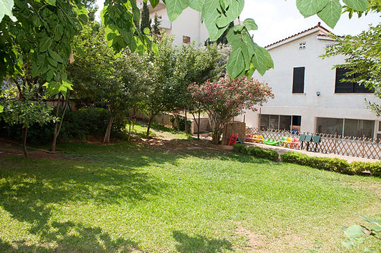 Παιδικός σταθμός και νηπιαγωγείο - " Το μικρό σχολειό" - Χαλάνδρι