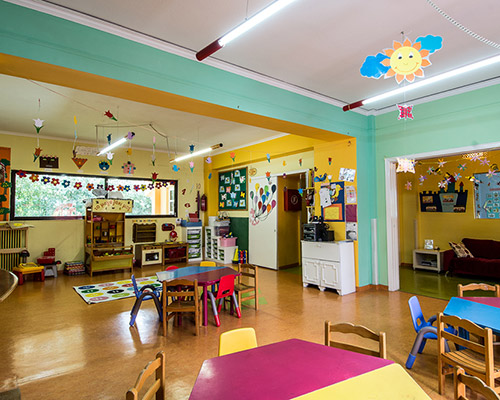 Παιδικός σταθμός και νηπιαγωγείο - "Μπόμπιρες" - Μαρούσι