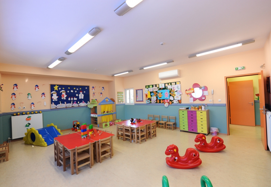 Παιδικός σταθμός και νηπιαγωγείο - Κουκλόσπιτο - Ελληνικό