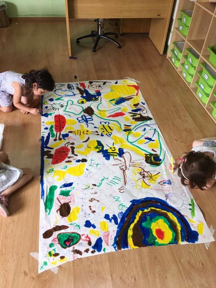 Παιδικός σταθμός και νηπιαγωγείο - "μικρές πατούσες" - Άλιμος