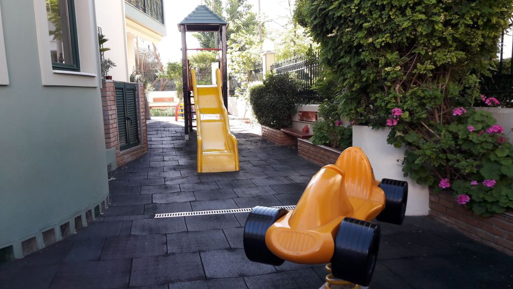 Παιδικός σταθμός και νηπιαγωγείο - “ΦΩΤΕΙΝΗ” - Άλιμος